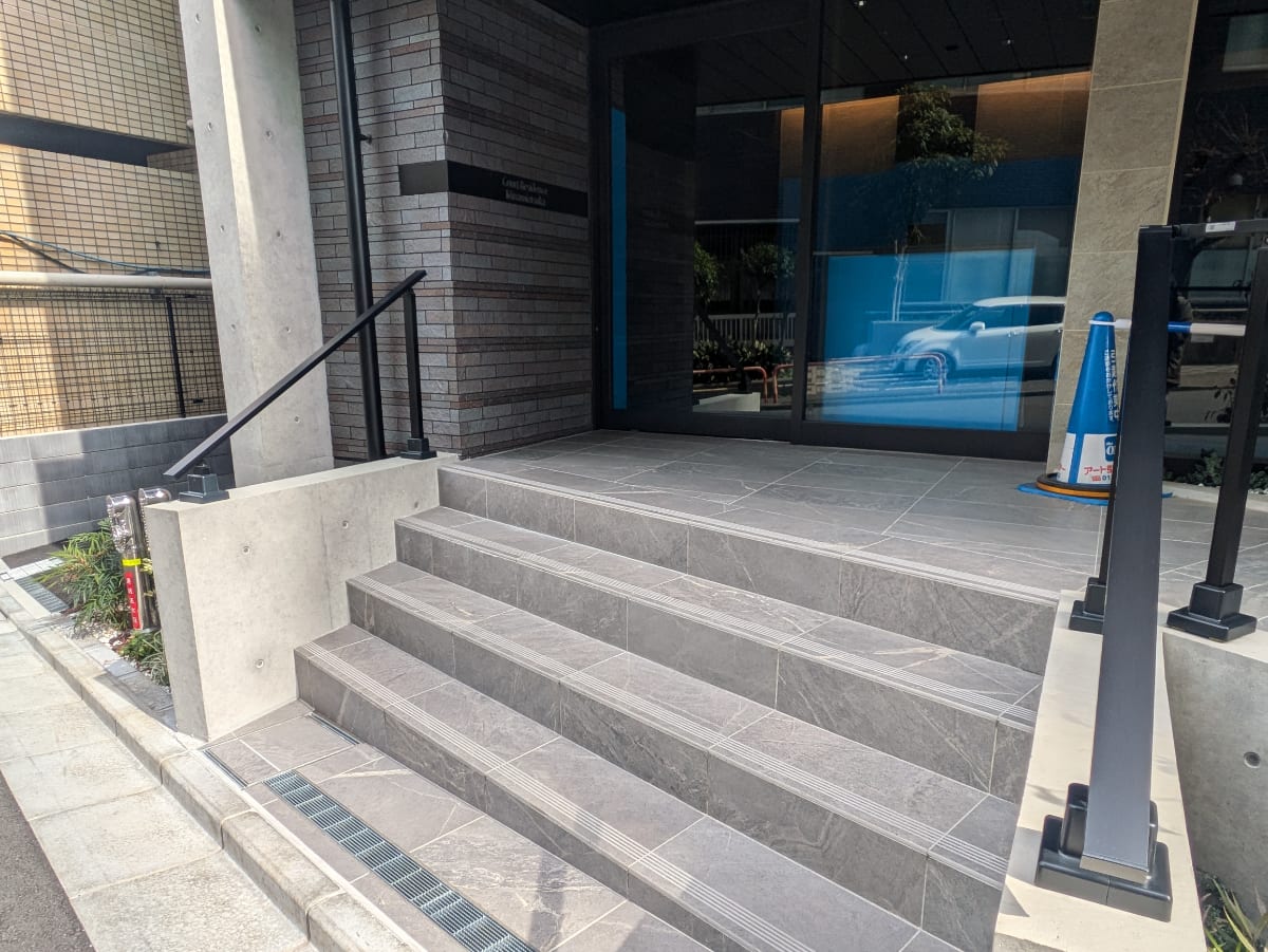 v20260411150636/fresh/building/J00100633965_3