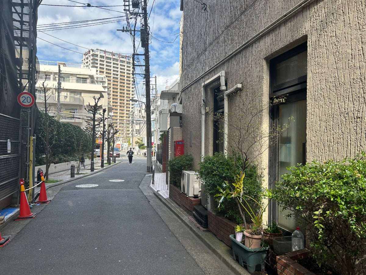 v20260412150635/fresh/building/J00100432189_16