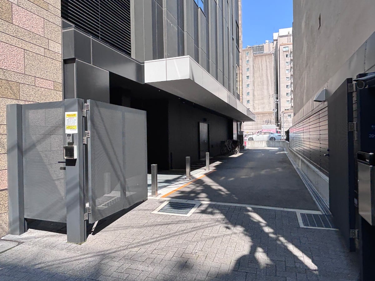 v20260414150859/fresh/building/J00100396815_2