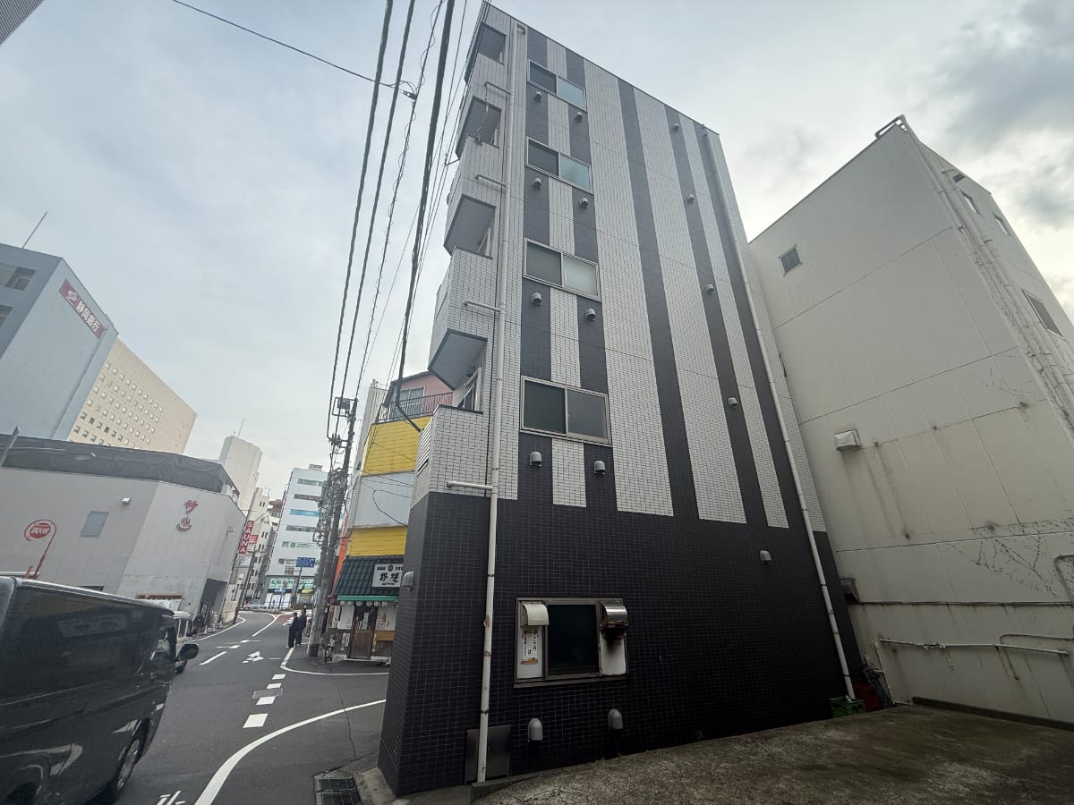 v20260414150859/fresh/building/J00100418857_9