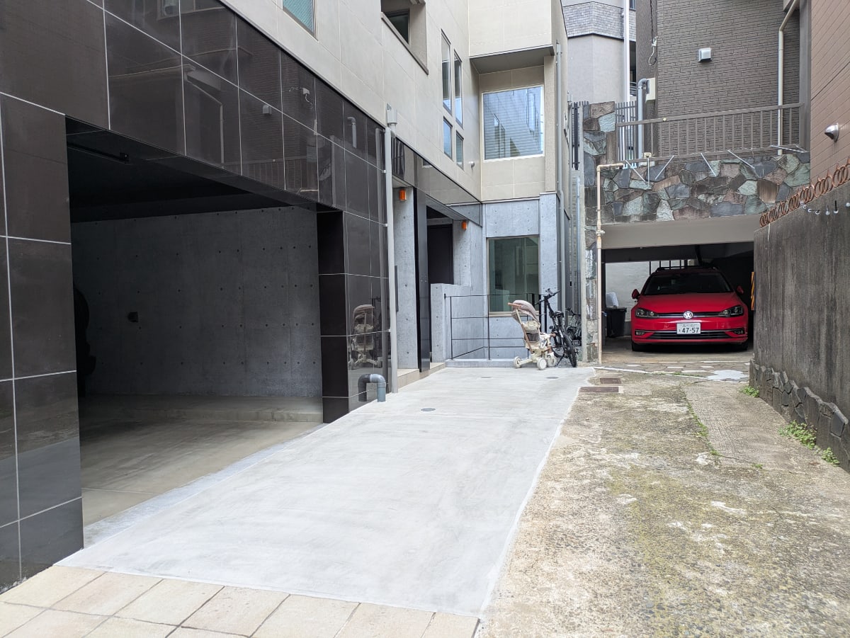 v20260417150758/fresh/building/J00100635600_3