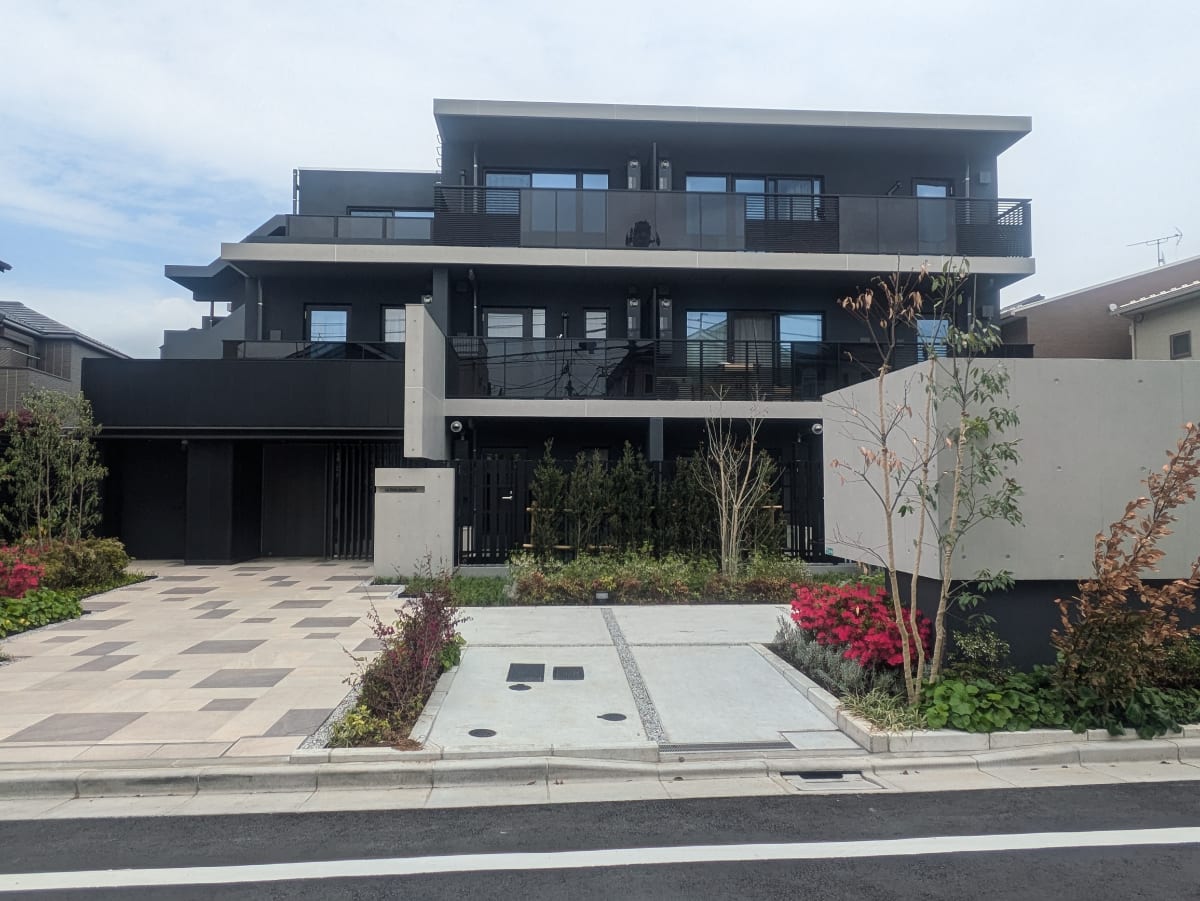 v20260417150758/fresh/building/J00100635786_1