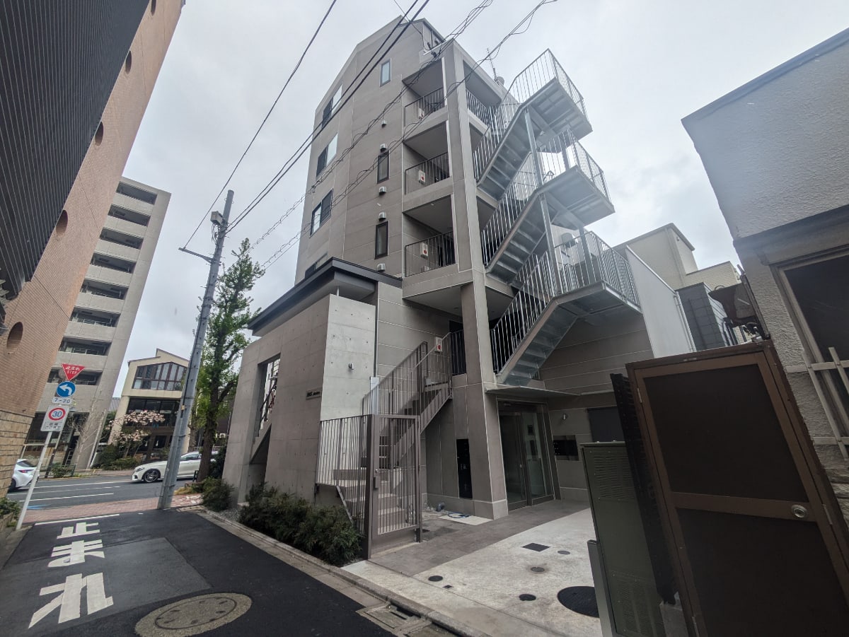 v20260417150758/fresh/building/J00100636416_6