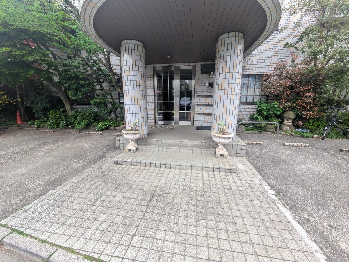 v20260418150639/fresh/building/J00100403709_3