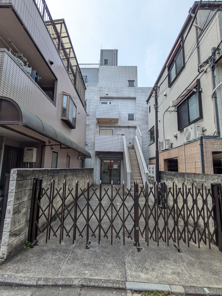 v20260418150639/fresh/building/J00100510940_5