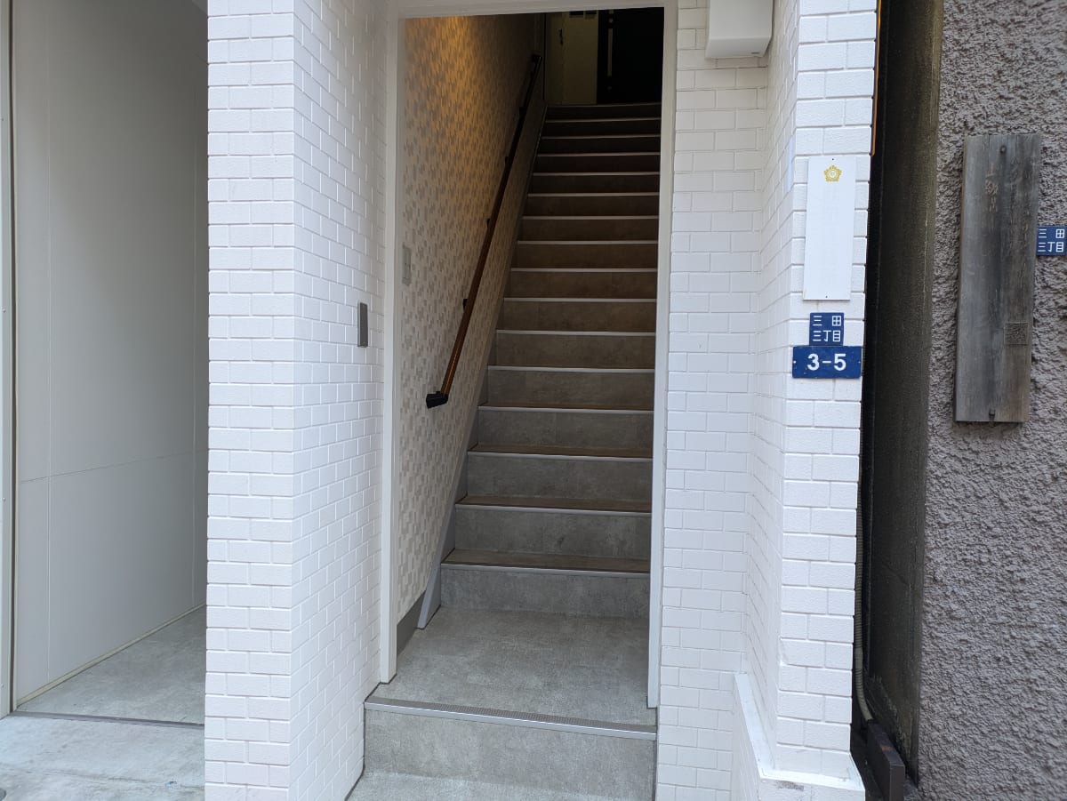 v20260418150639/fresh/building/J00100612081_15