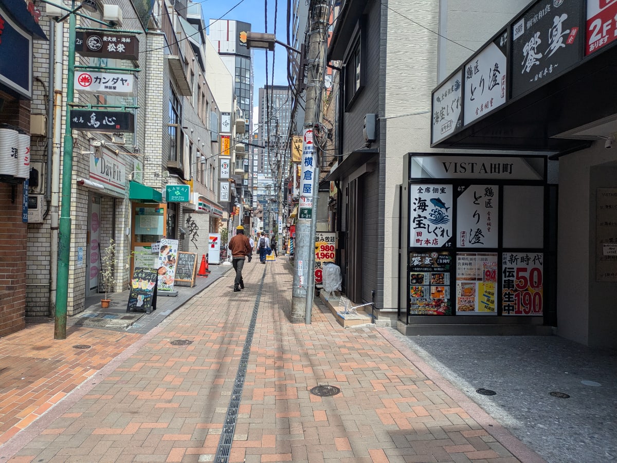 v20260418150639/fresh/building/J00100632700_2