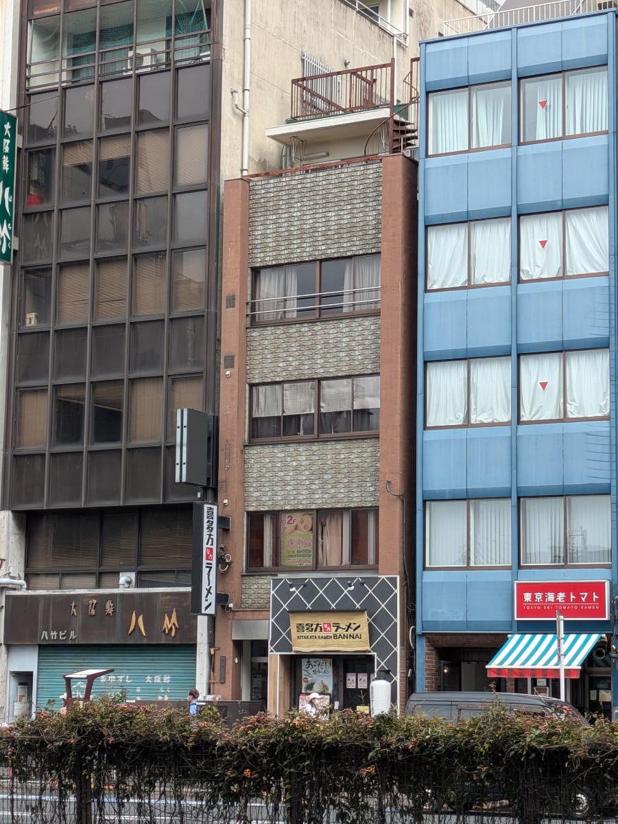v20260422150755/fresh/building/J00100611886_7