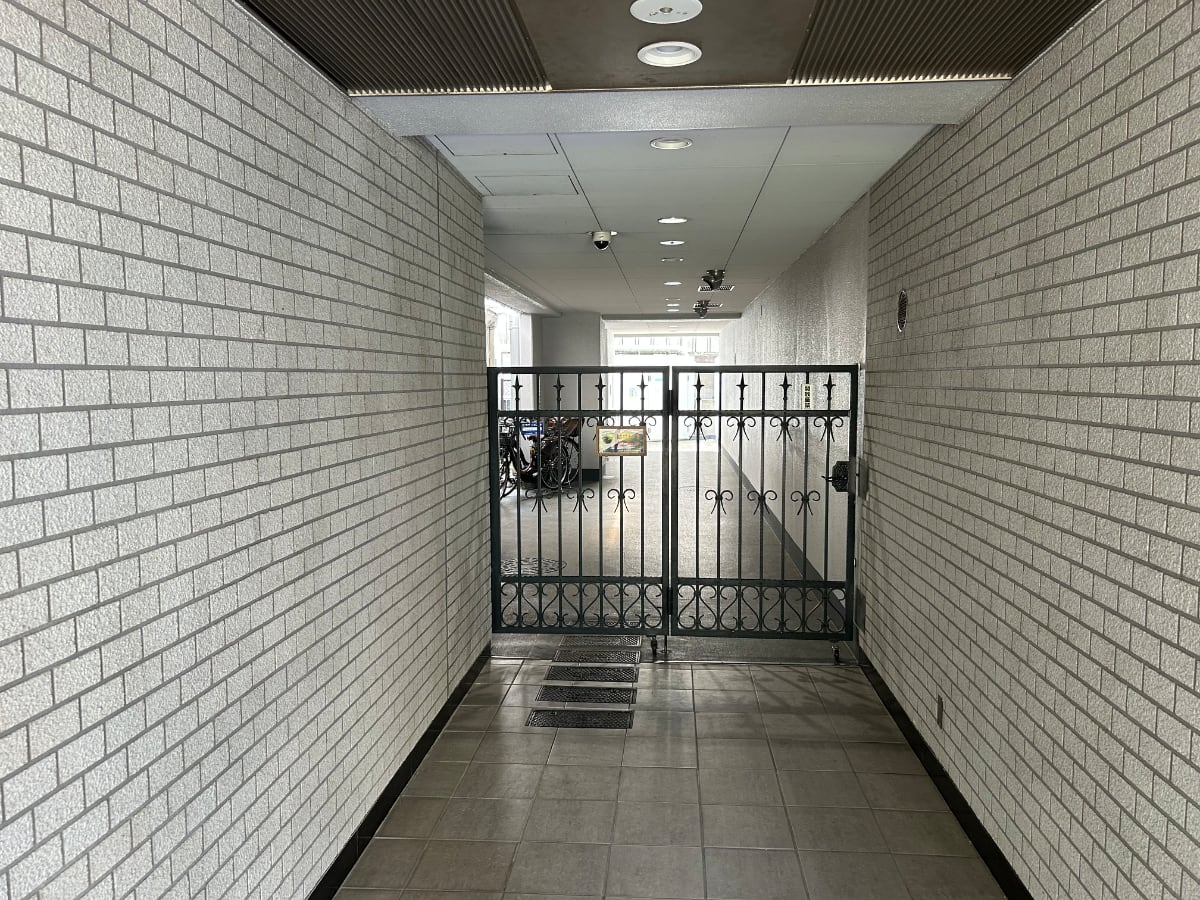 v20260423151000/fresh/building/J00100370405_10