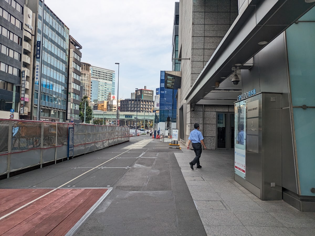 v20260427151116/fresh/building/J00100365770_22