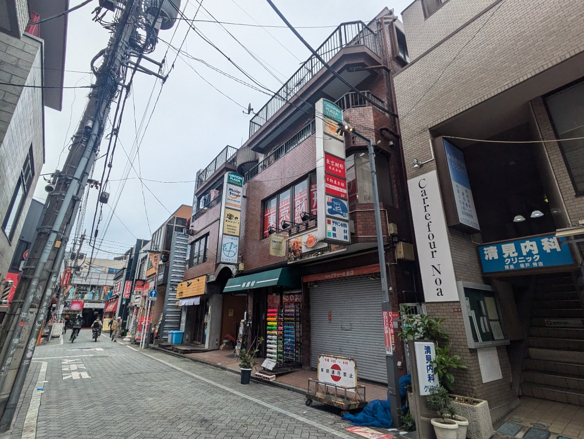 v20260427151116/fresh/building/J00100366219_14