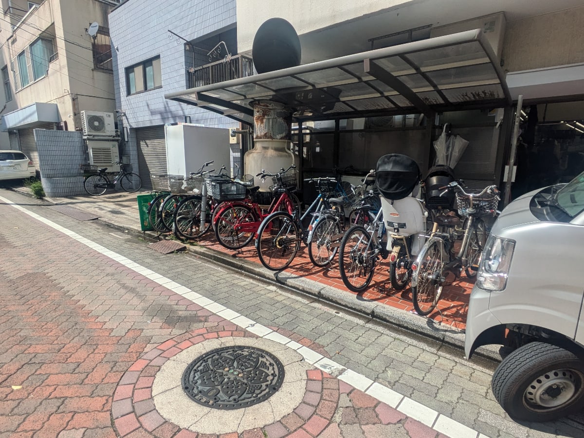 v20260427151116/fresh/building/J00100373051_10