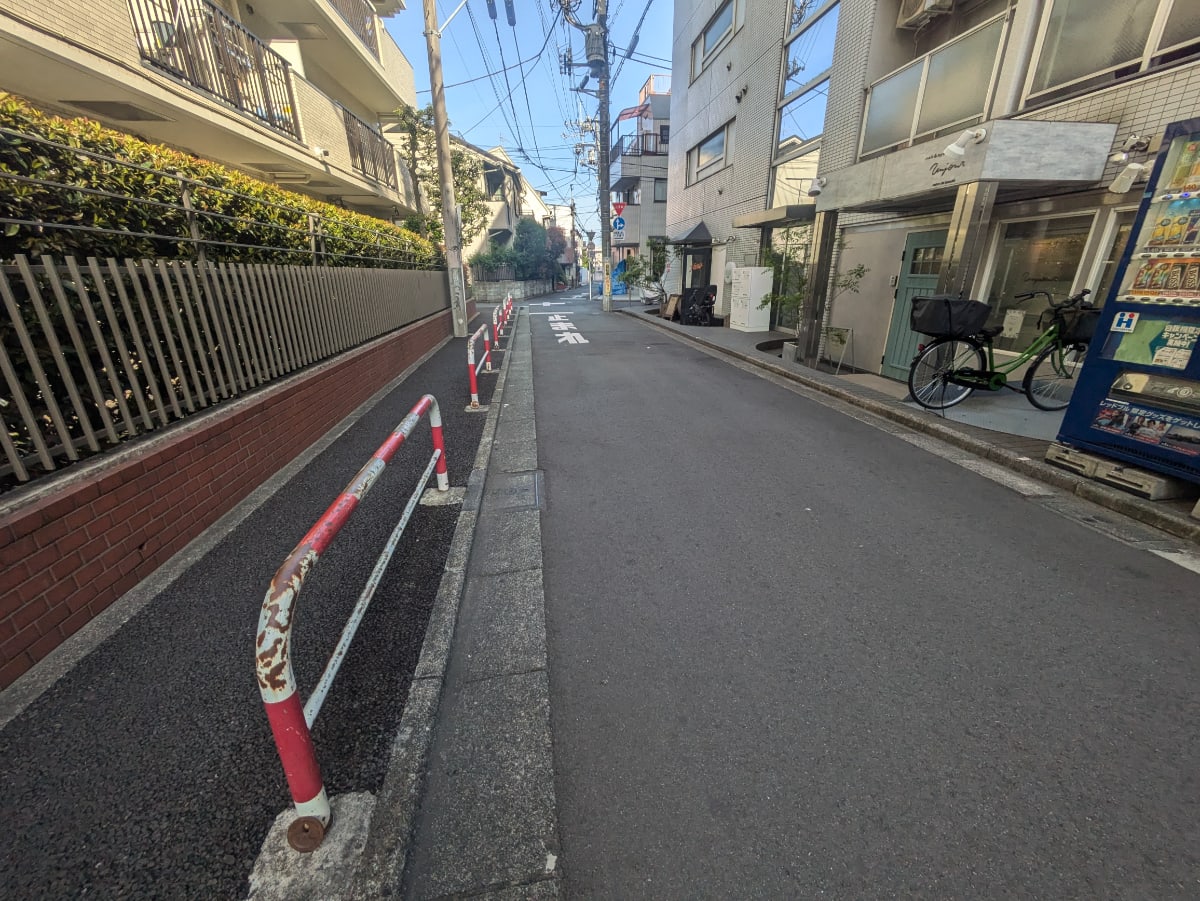 v20260427151116/fresh/building/J00100381740_15
