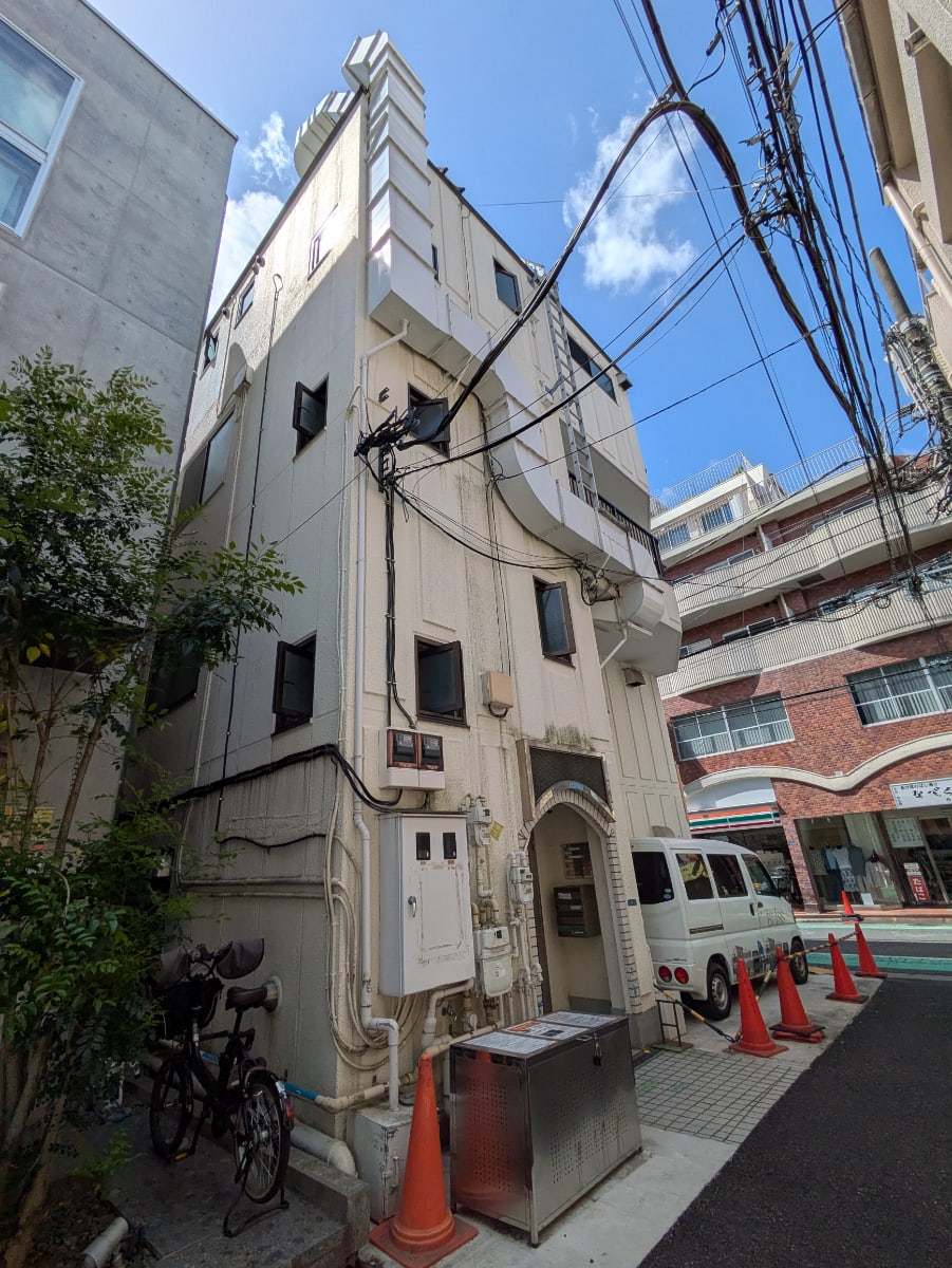 v20260427151116/fresh/building/J00100393128_7