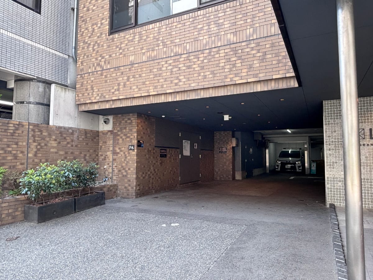 v20260427151116/fresh/building/J00100396833_10