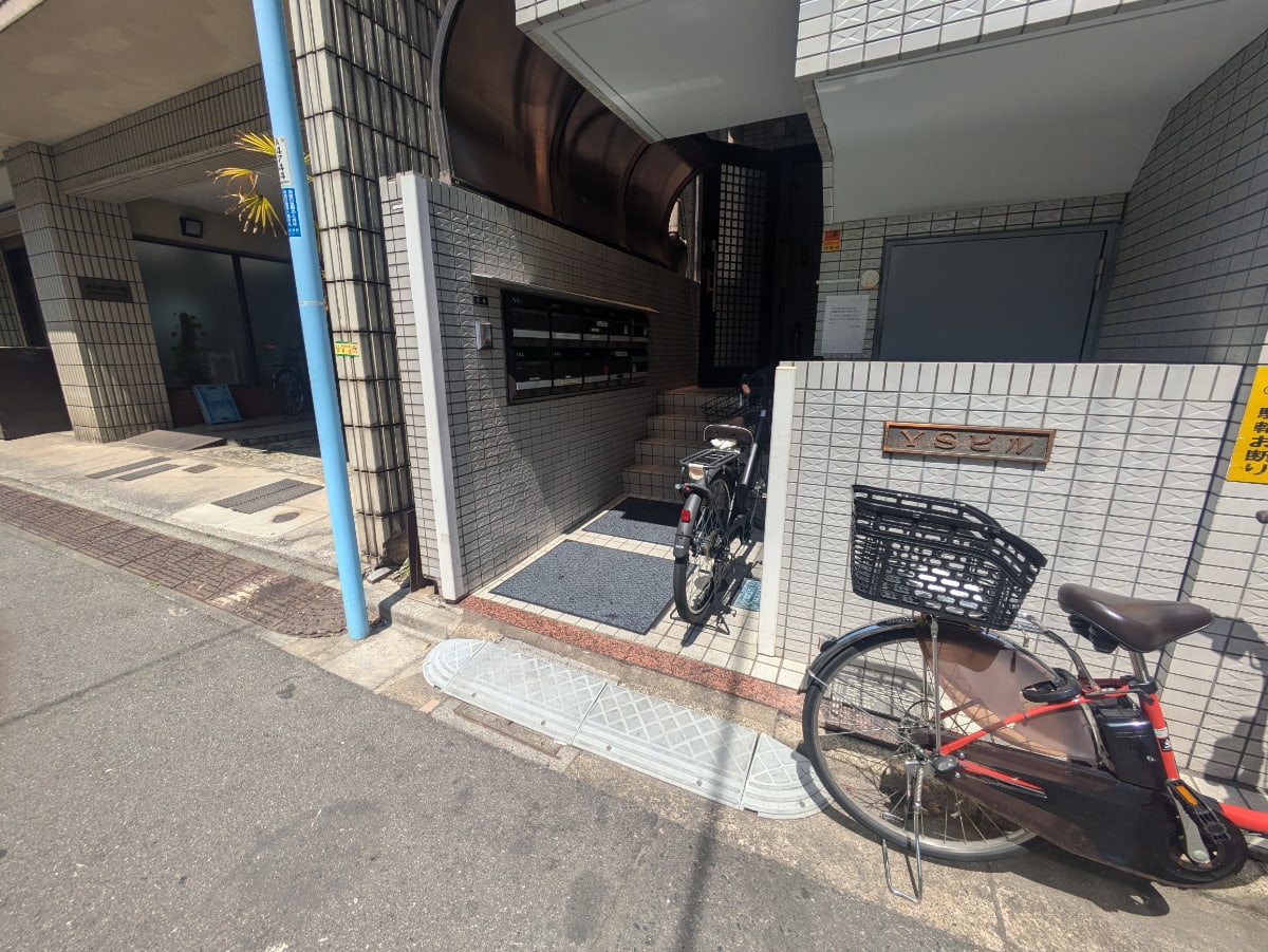 v20260427151116/fresh/building/J00100407768_3