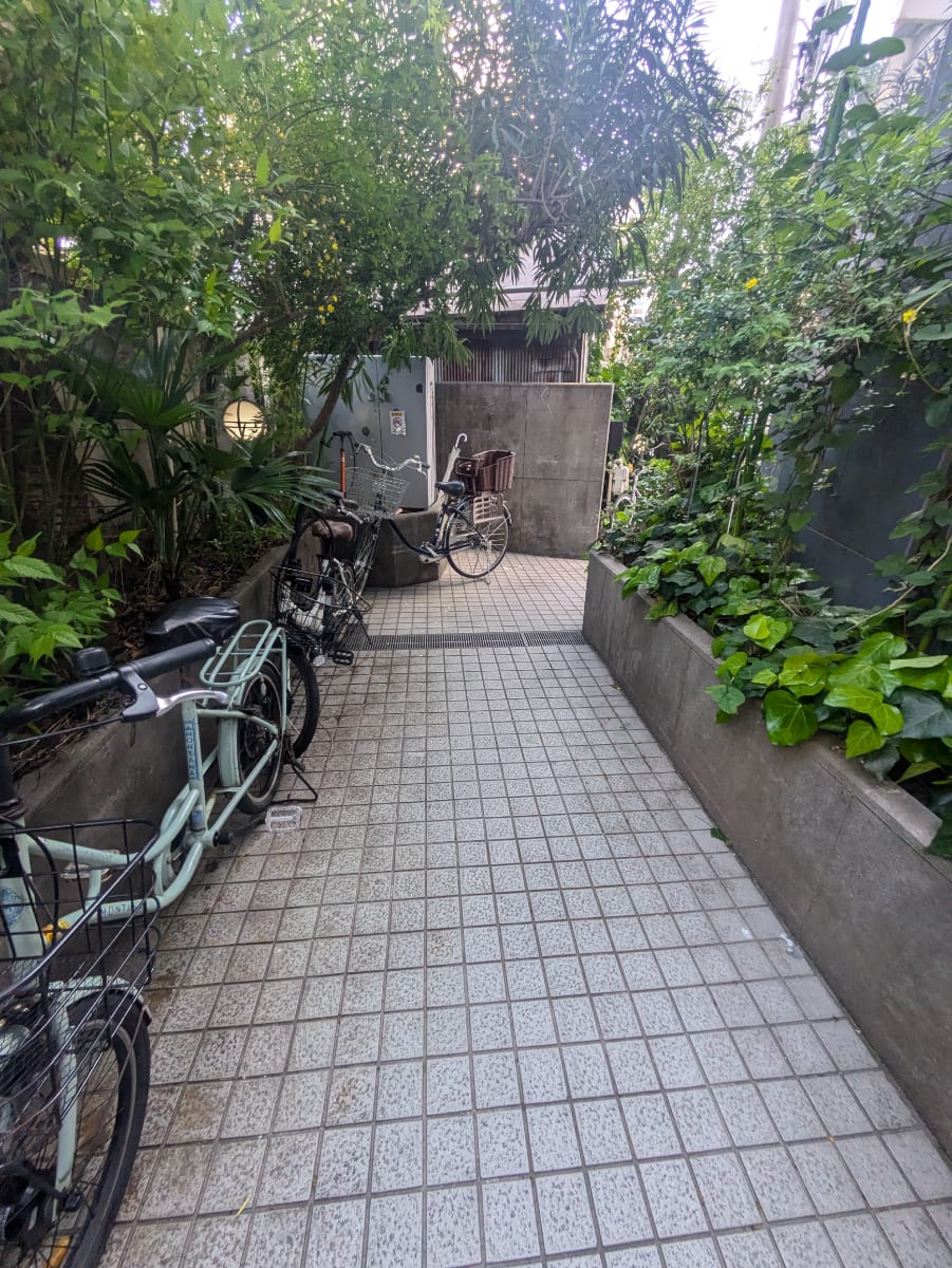 v20260427151116/fresh/building/J00100409985_8