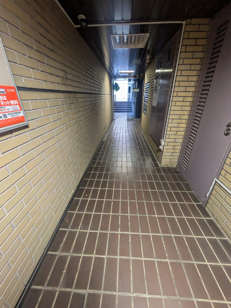 v20260427151116/fresh/building/J00100410028_9