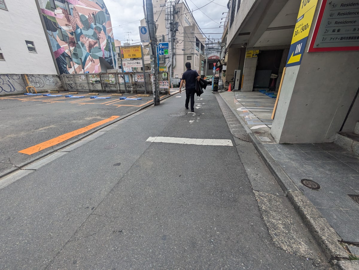 v20260427151116/fresh/building/J00100412813_8
