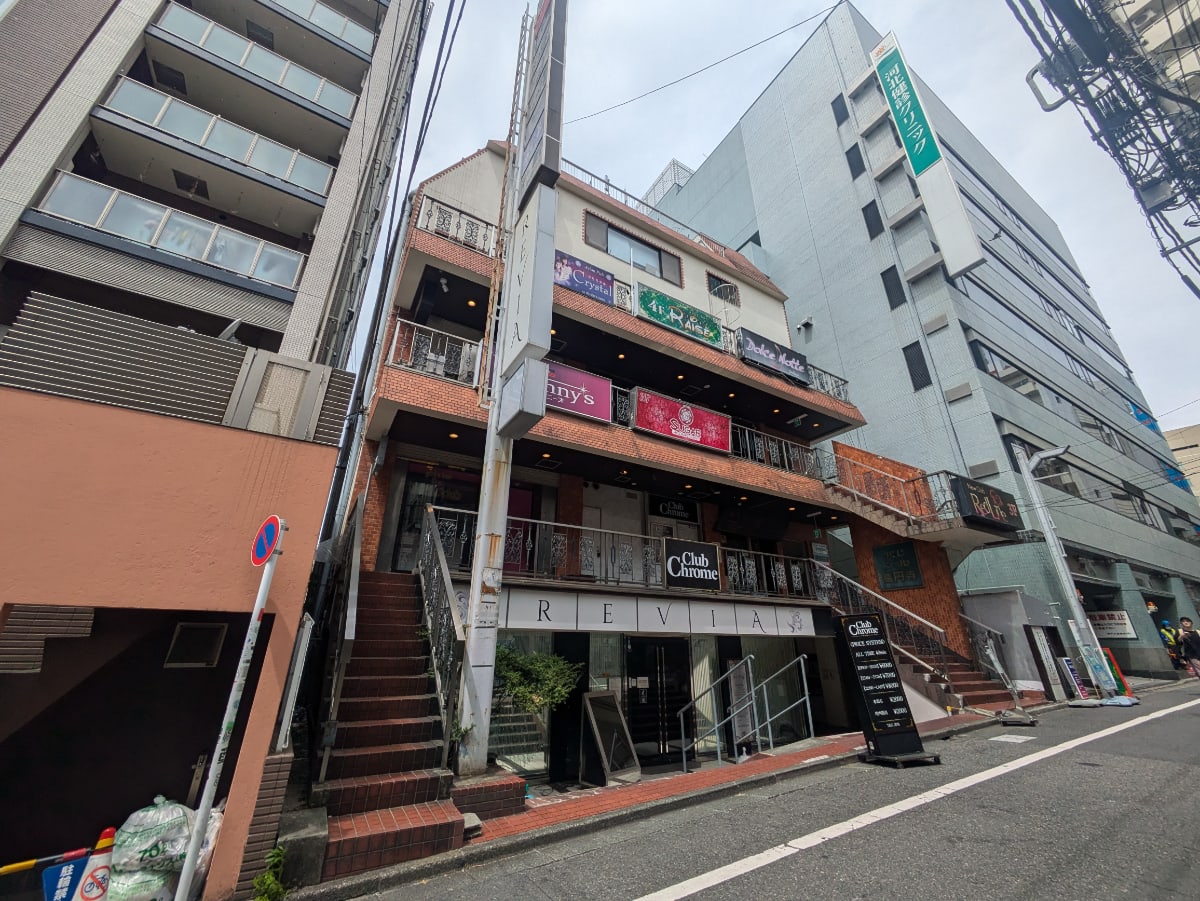 v20260427151116/fresh/building/J00100412842_11