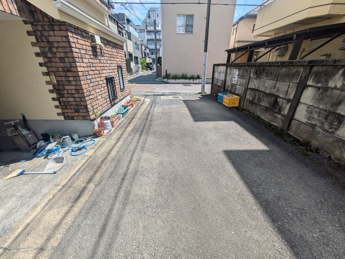 v20260427151116/fresh/building/J00100416294_12