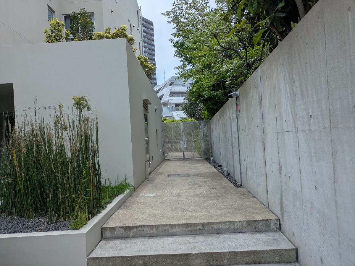 v20260427151116/fresh/building/J00100419624_11