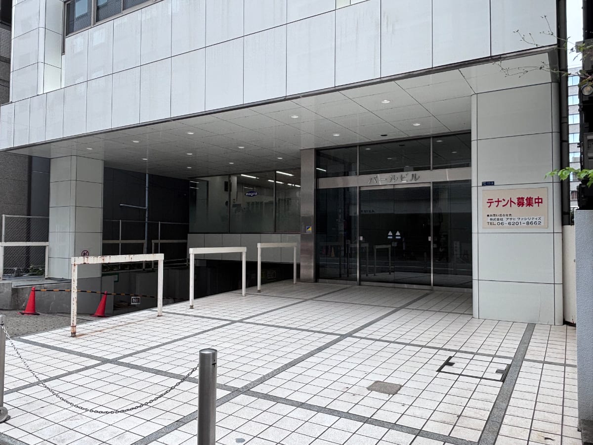 v20260427151116/fresh/building/J00100460881_3