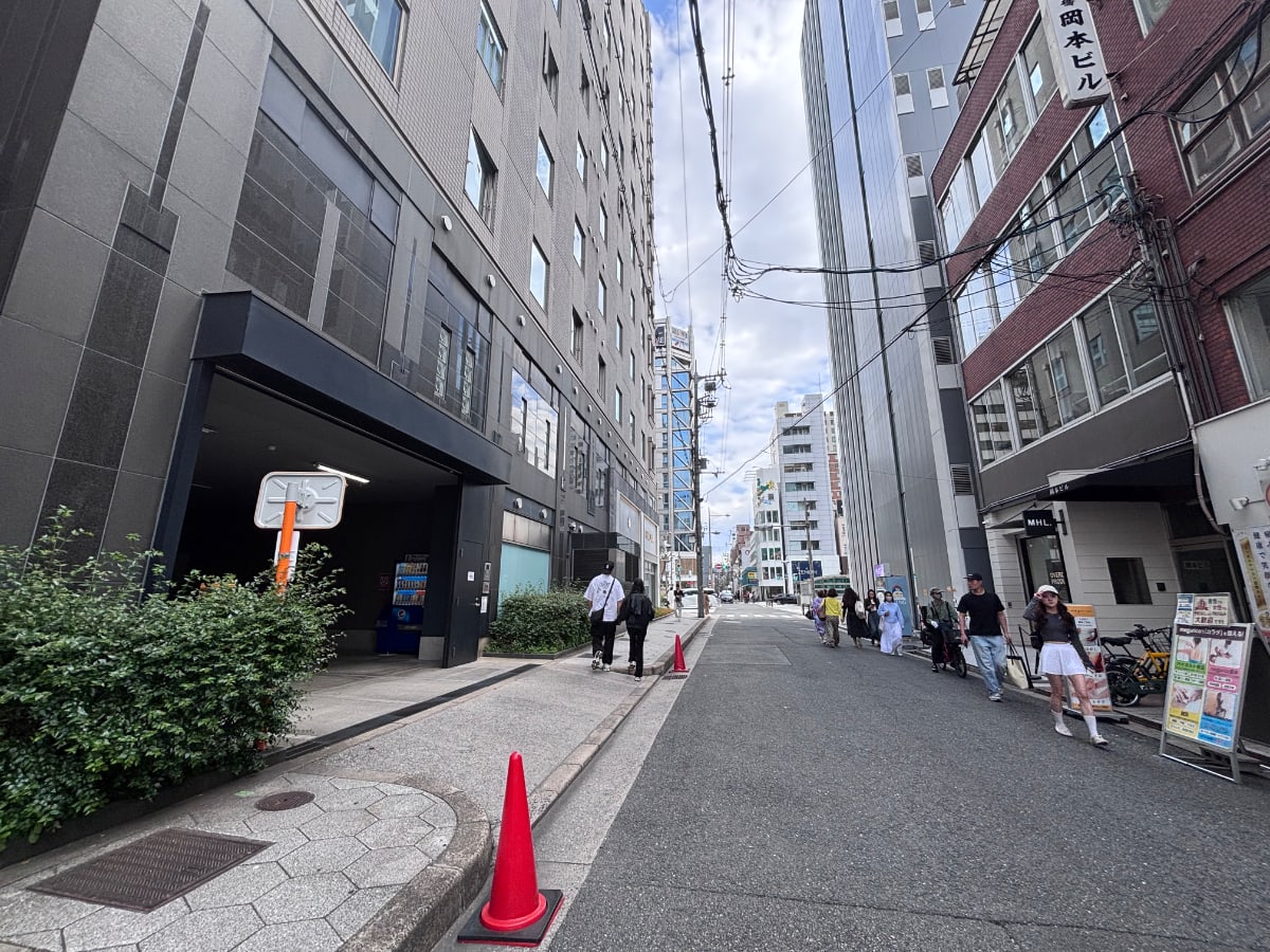 v20260427151116/fresh/building/J00100633304_2