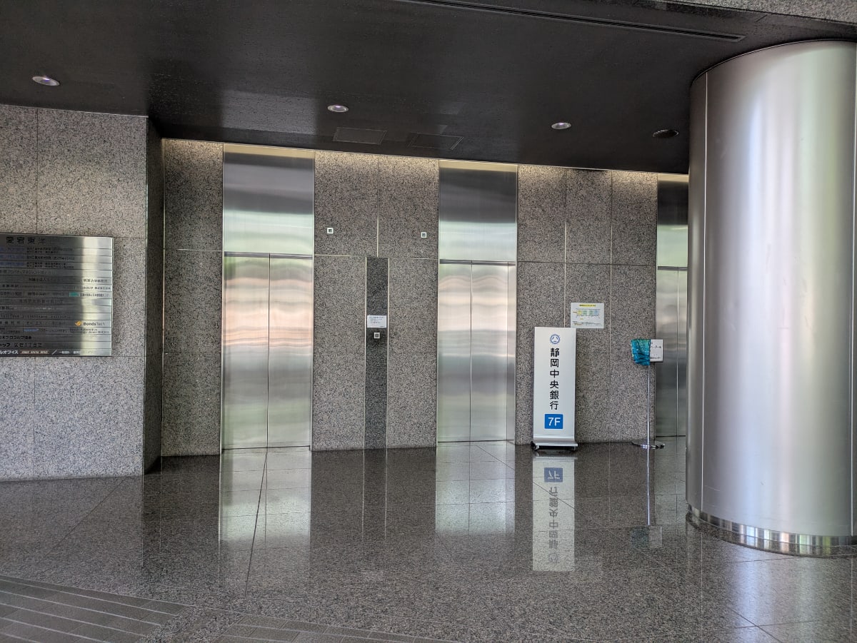 v20260428150901/fresh/building/J00100390833_4