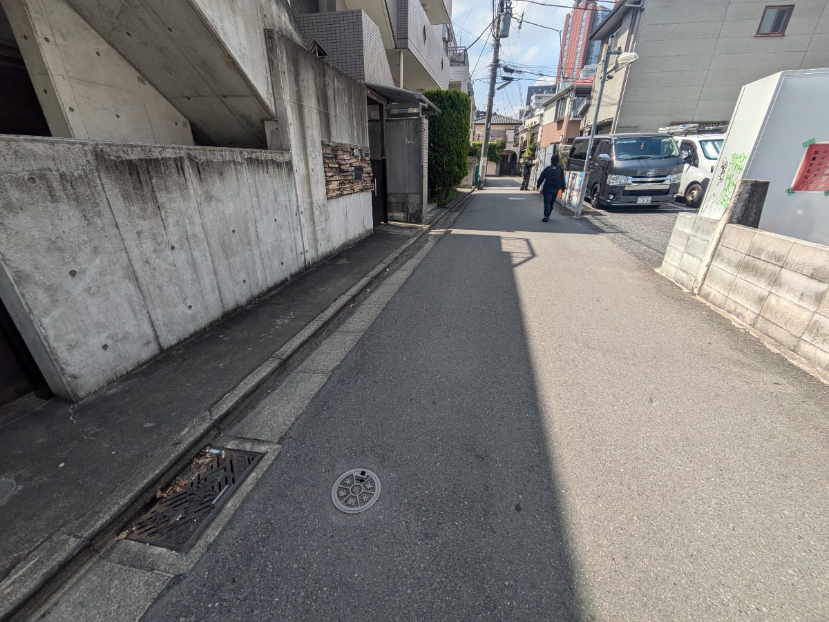 v20260429150637/fresh/building/J00100412679_2