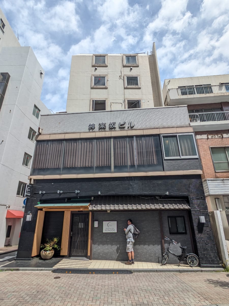 v20260429150637/fresh/building/J00100413994_8