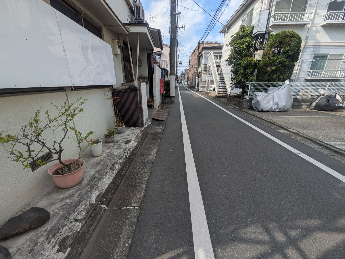 v20260429150637/fresh/building/J00100415113_12