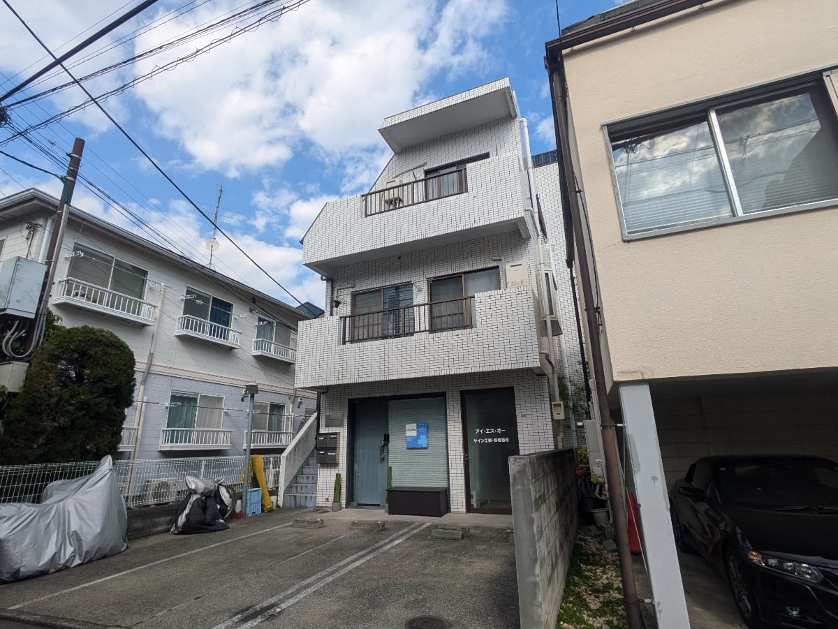 v20260429150637/fresh/building/J00100415113_6