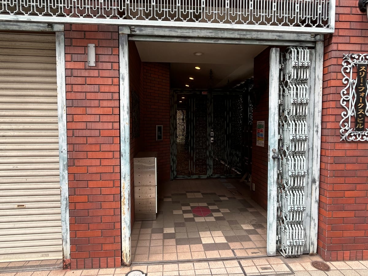 v20260501150758/fresh/building/J00100361587_3