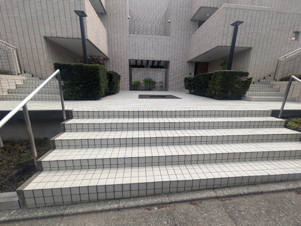 v20260501150758/fresh/building/J00100362834_3