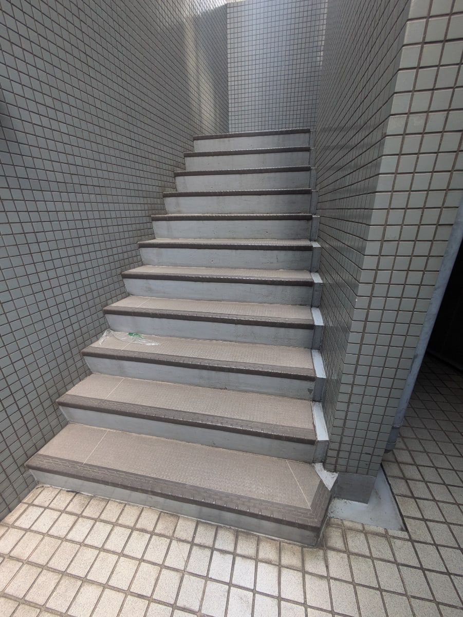 v20260501150758/fresh/building/J00100362913_15