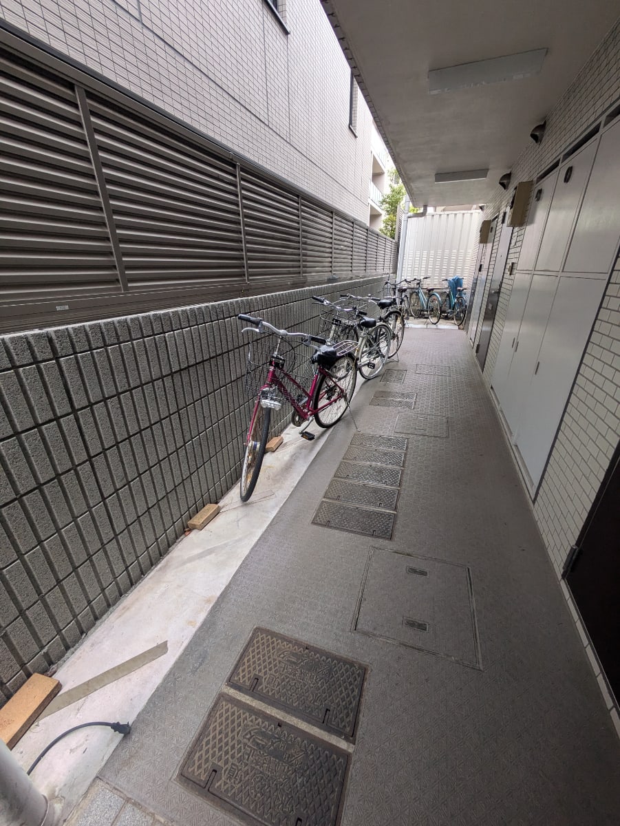 v20260501150758/fresh/building/J00100364097_11