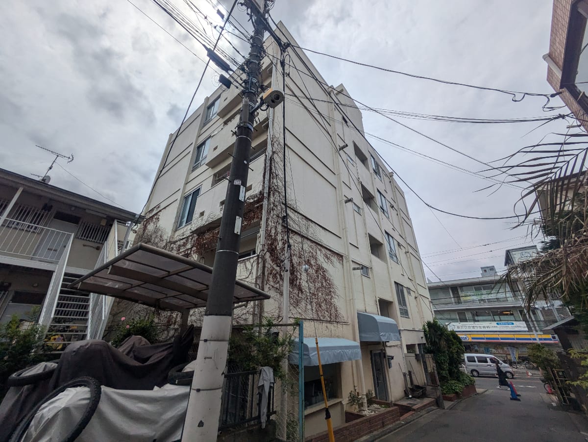 v20260501150758/fresh/building/J00100365331_11