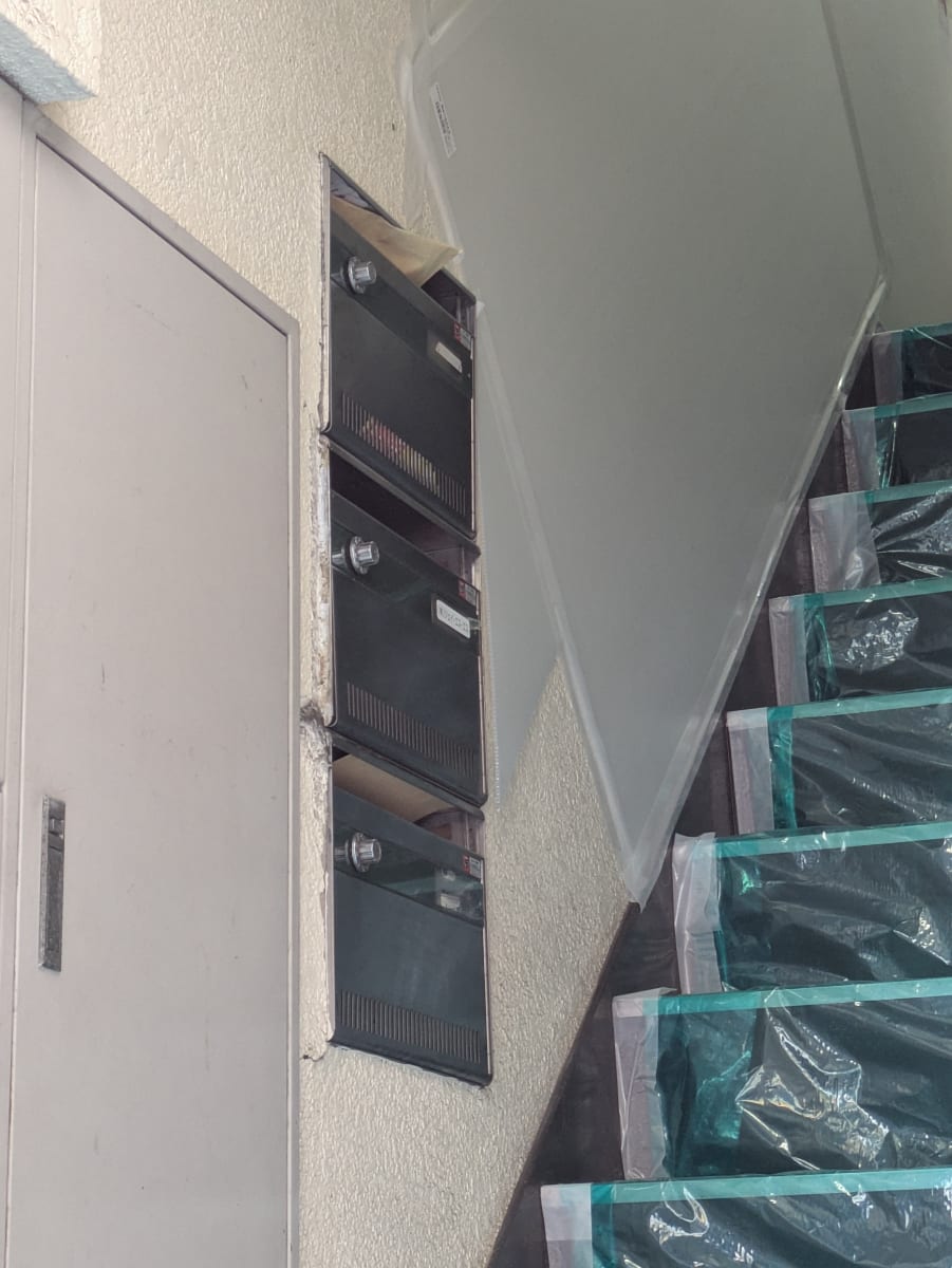 v20260501150758/fresh/building/J00100375818_6
