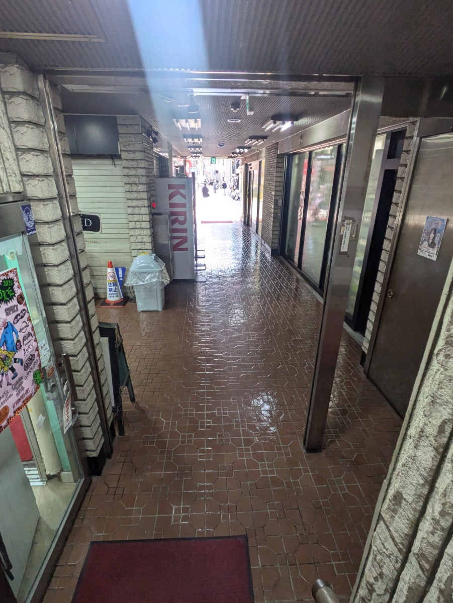 v20260501150758/fresh/building/J00100412831_10