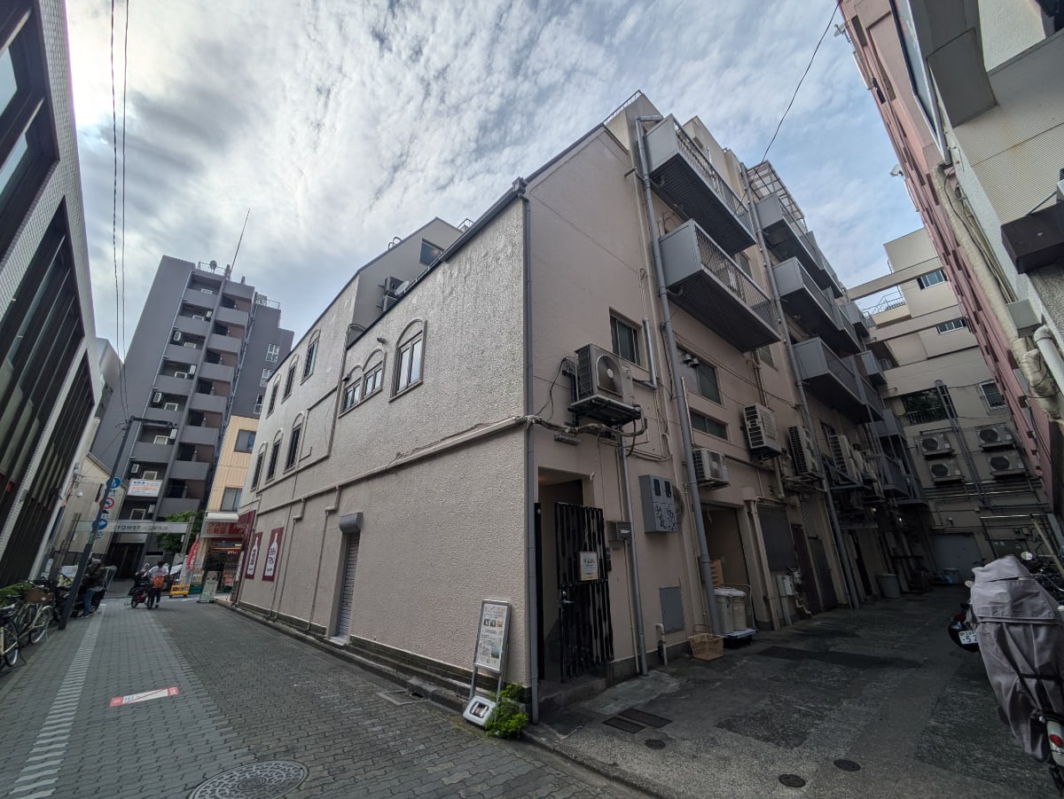 v20260501150758/fresh/building/J00100415048_10
