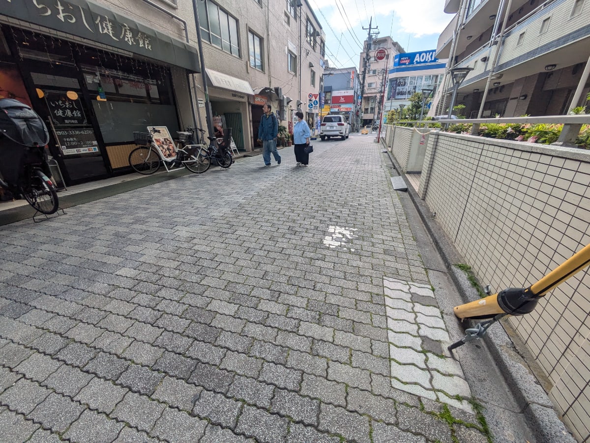 v20260501150758/fresh/building/J00100415048_8