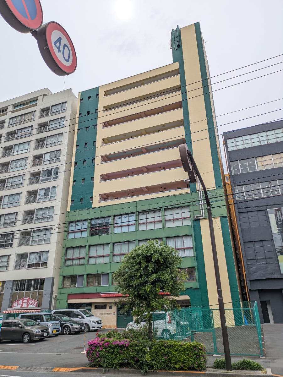 v20260501150758/fresh/building/J00100443924_8
