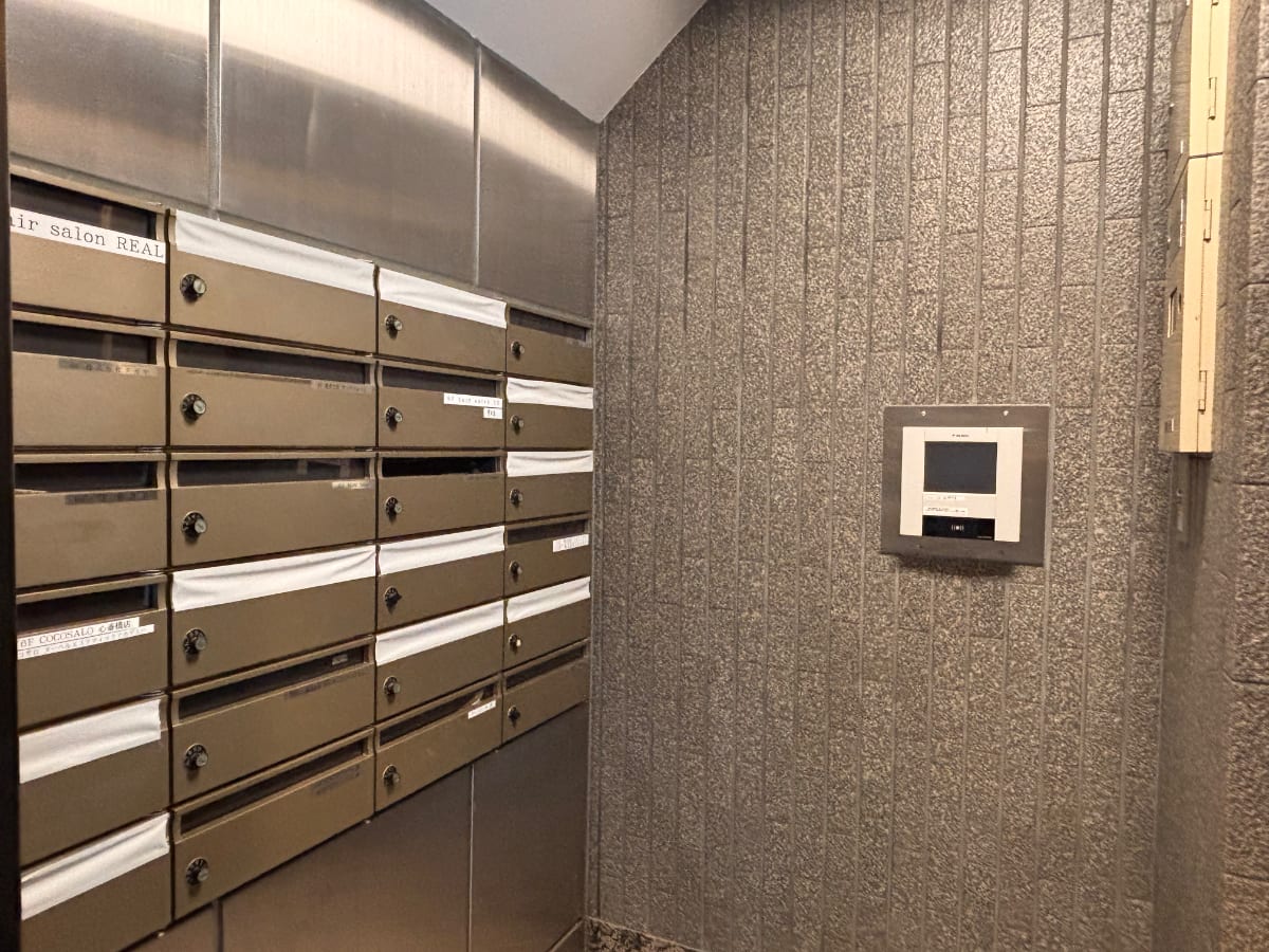 v20260501150758/fresh/building/J00100611904_10