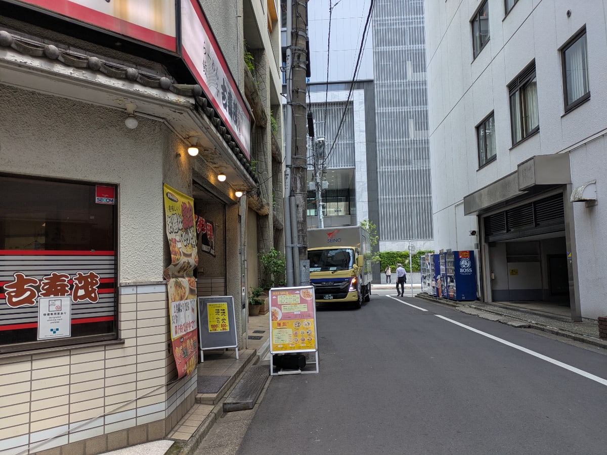 v20260501150758/fresh/building/J00100634235_10