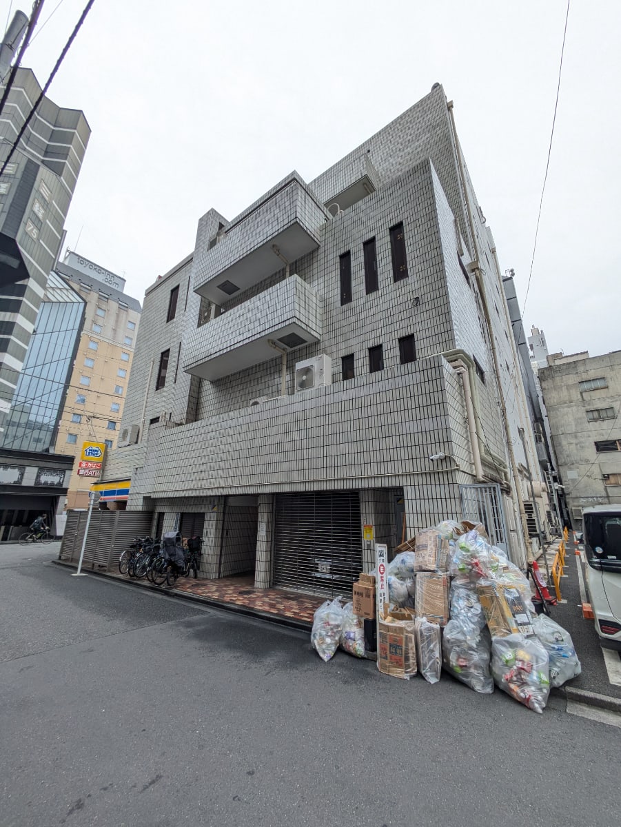 v20260503150631/fresh/building/J00100376098_12
