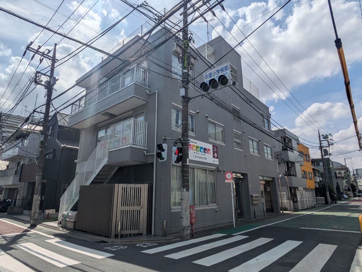 v20260506150639/fresh/building/J00100406350_1