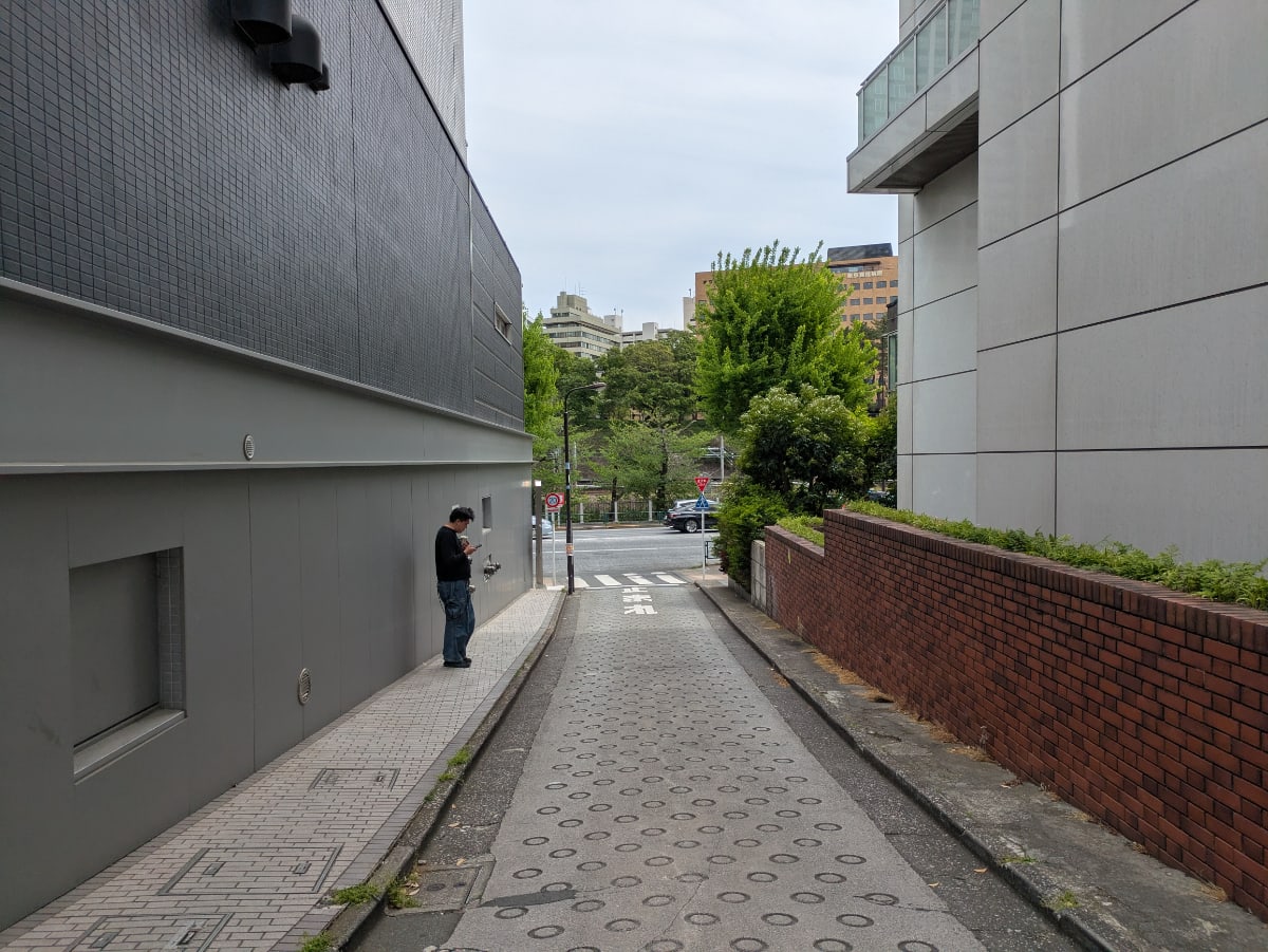 v20260507150901/fresh/building/J00100394497_17