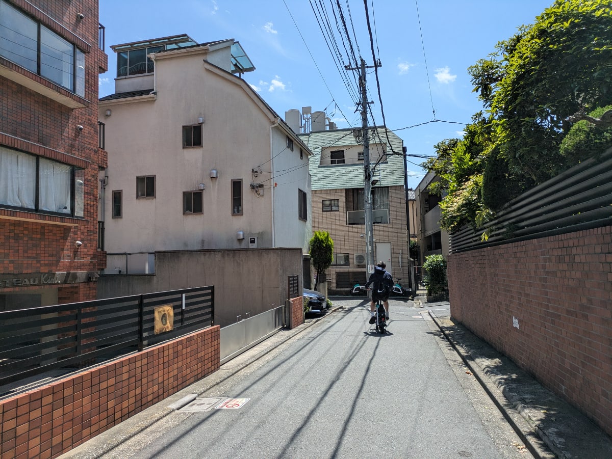 v20260507150901/fresh/building/J00100405085_14