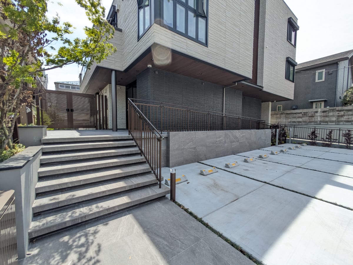 v20260508150752/fresh/building/J00100636660_10